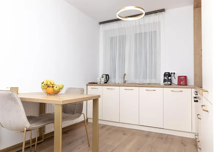 Enescu 3 Center Flat